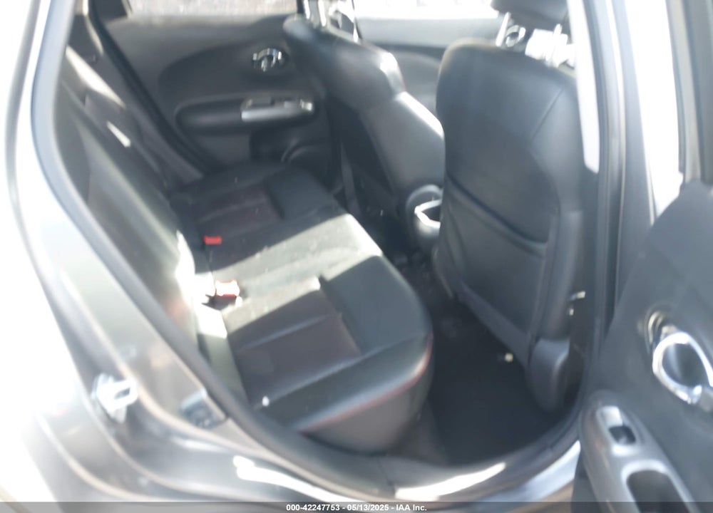 2015 NISSAN JUKE VIN: JN8AF5MV2FT553265