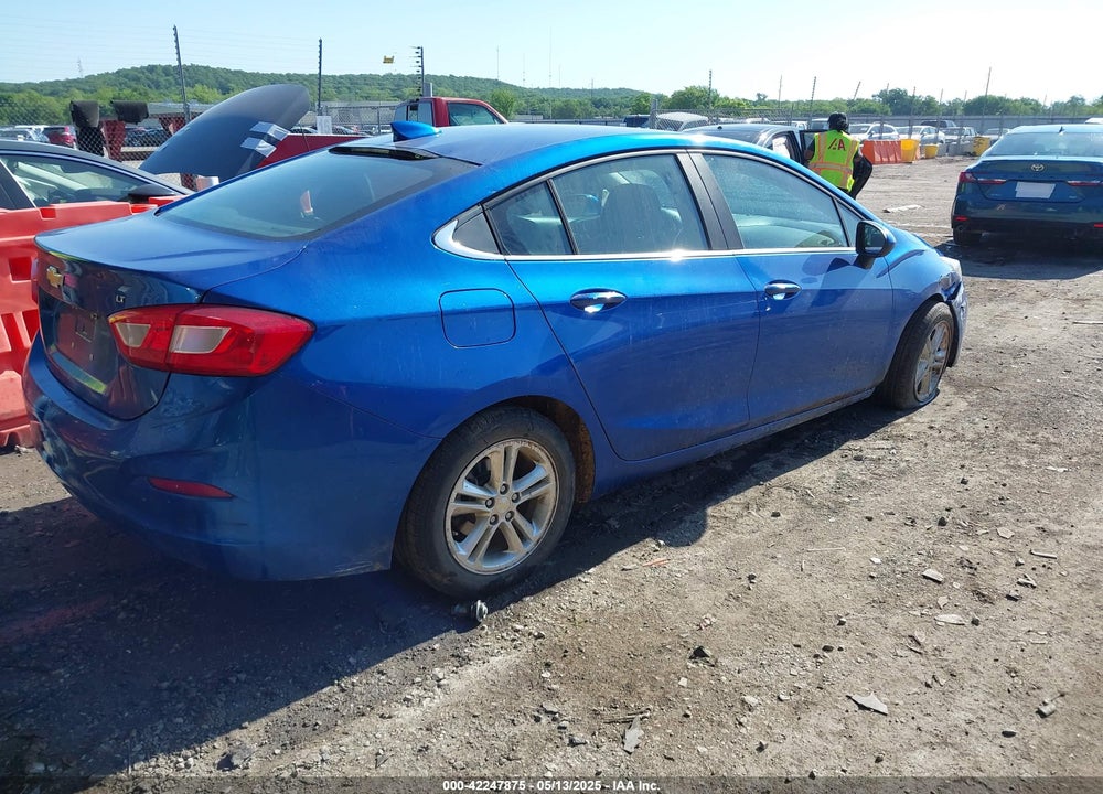 2017 CHEVROLET CRUZE LT AUTO VIN: 1G1BE5SM0H7106872