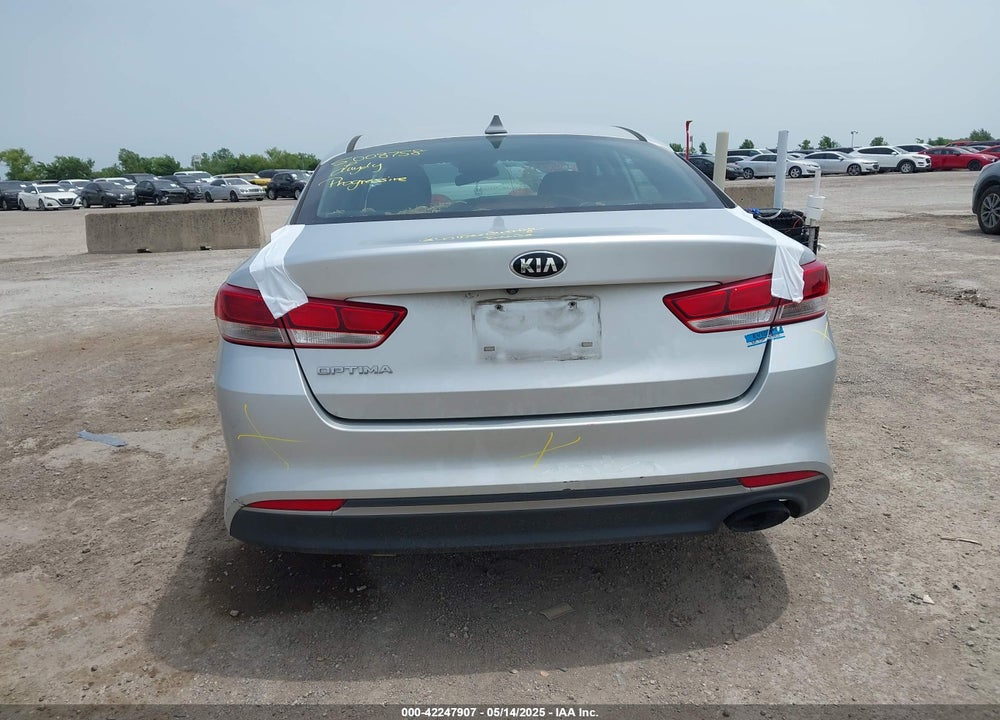 2017 KIA OPTIMA LX VIN: 5XXGT4L34HG124656