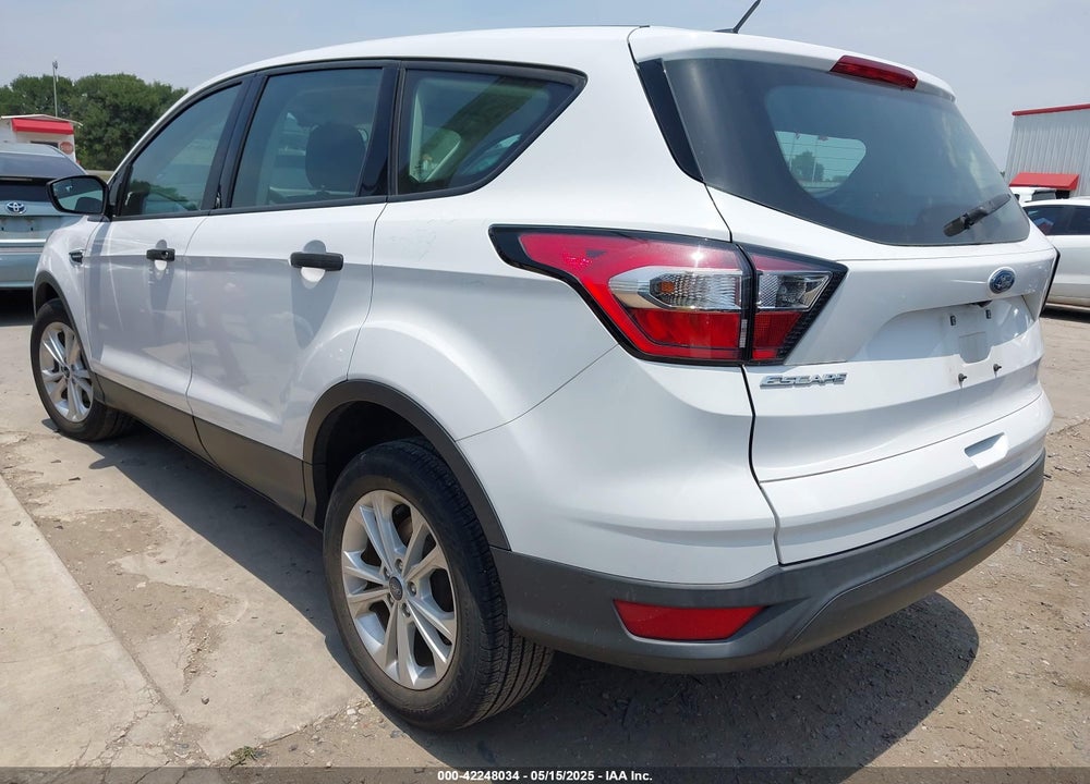 2018 FORD ESCAPE S VIN: 1FMCU0F7XJUB36437