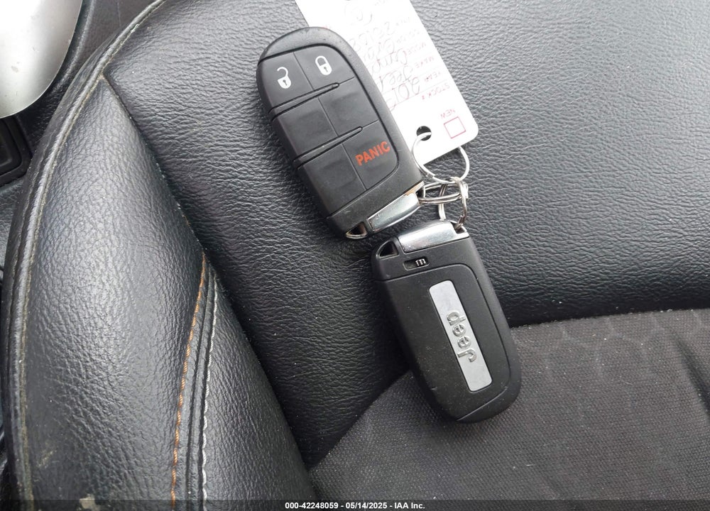 2019 JEEP COMPASS LATITUDE FWD VIN: 3C4NJCBB3KT851086