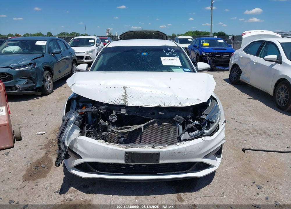 2019 KIA OPTIMA VIN: 5XXGT4L38KG372576