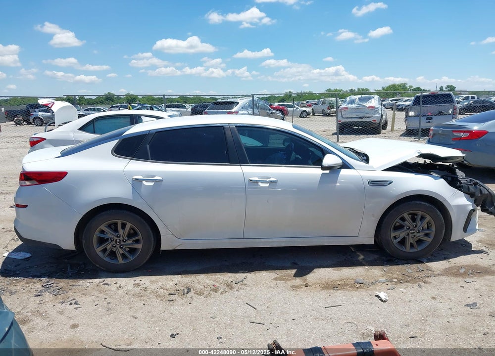 2019 KIA OPTIMA VIN: 5XXGT4L38KG372576