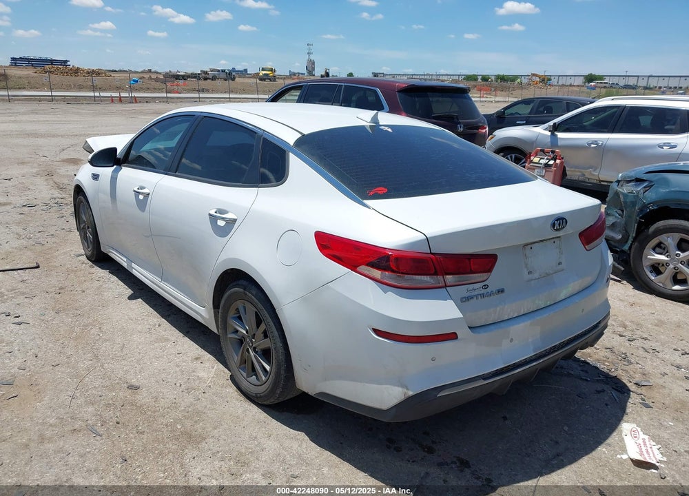 2019 KIA OPTIMA VIN: 5XXGT4L38KG372576