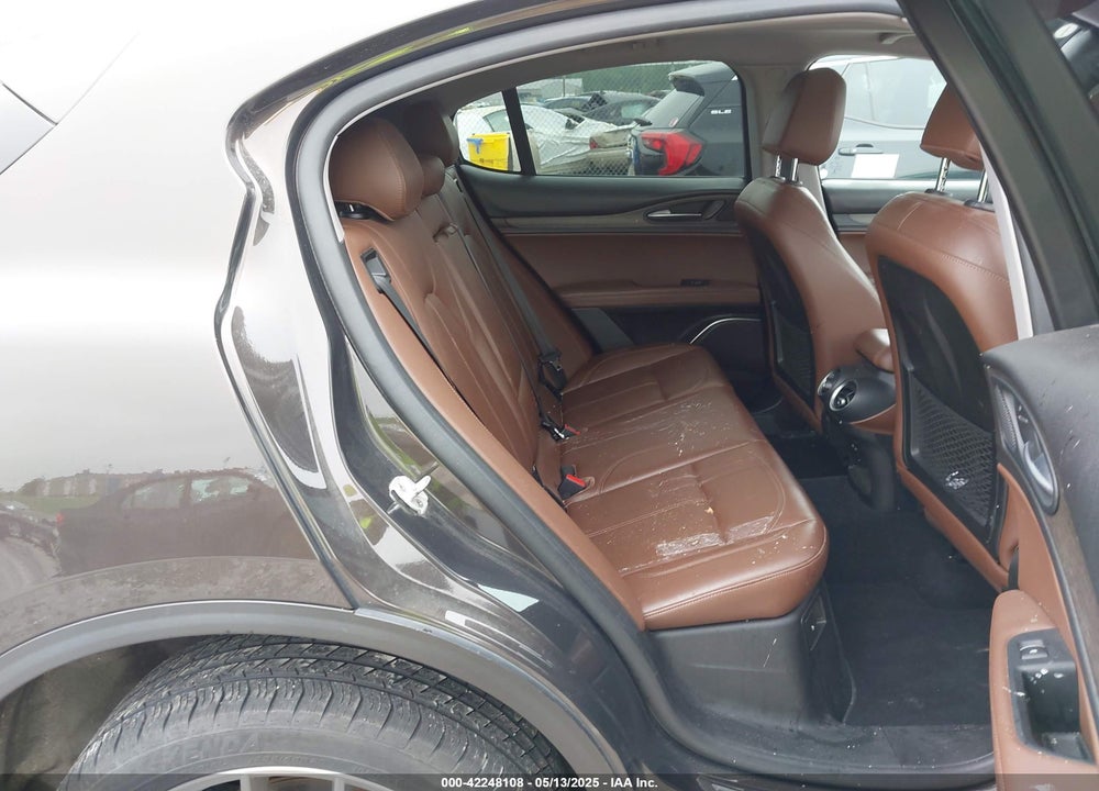 2018 ALFA ROMEO STELVIO VIN: ZASFAKBN0J7B94301
