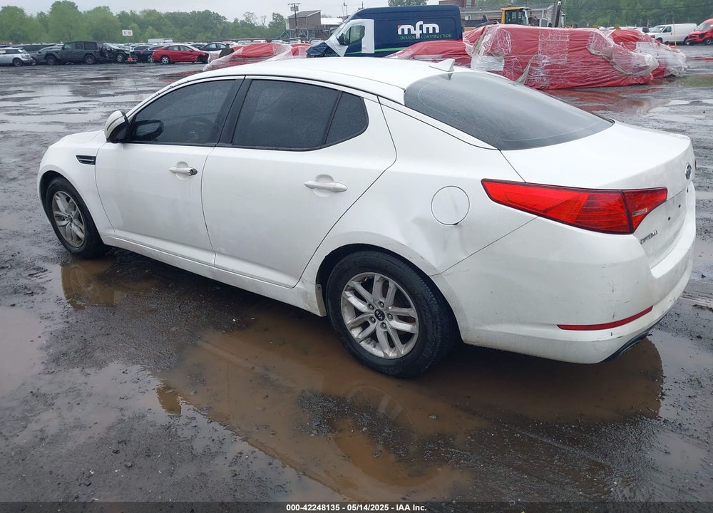 2011 KIA OPTIMA VIN: KNAGM4A71B5058336