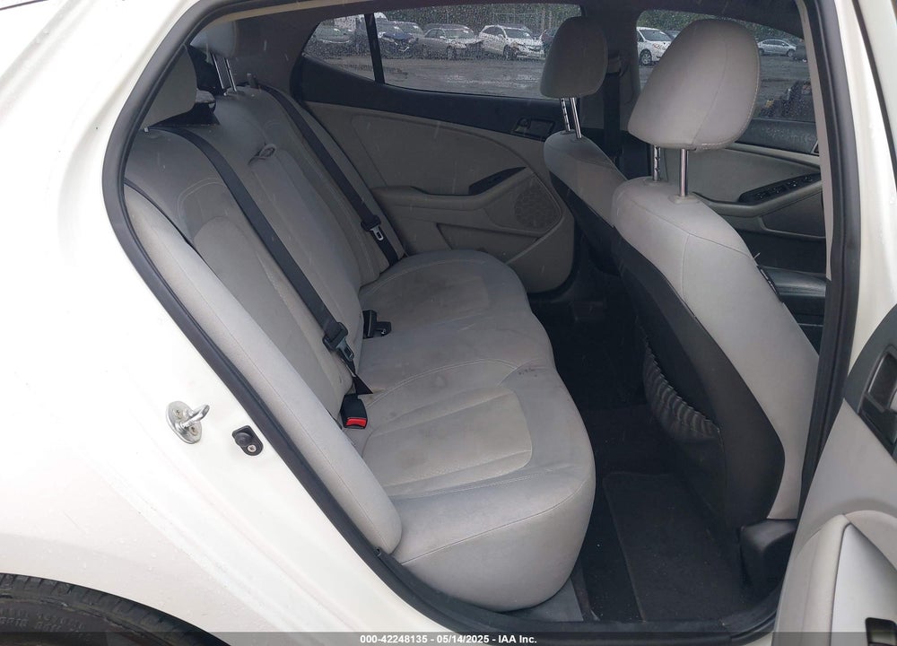 2011 KIA OPTIMA VIN: KNAGM4A71B5058336