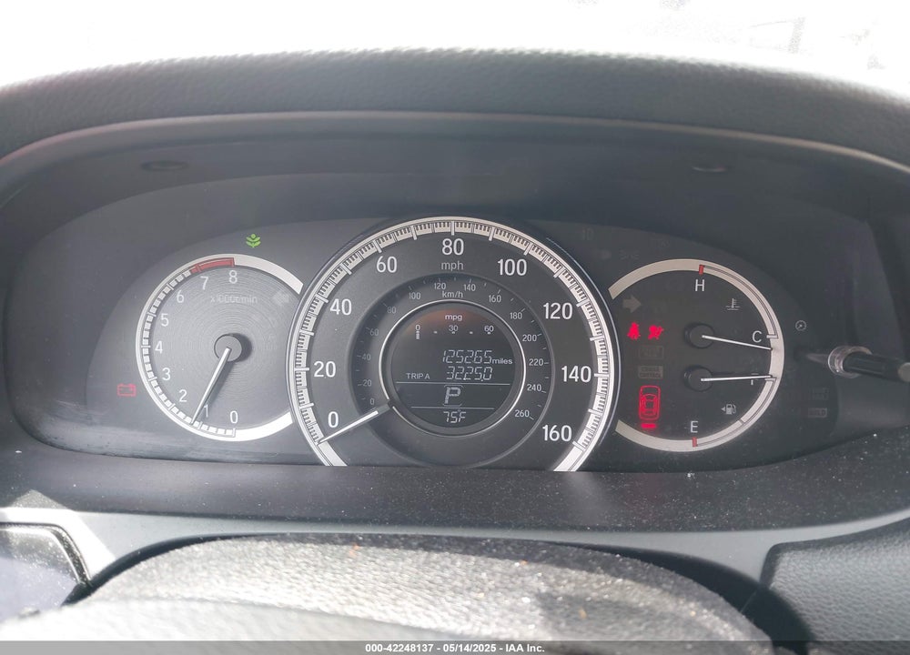 2017 HONDA ACCORD VIN: 1HGCR2F39HA014051