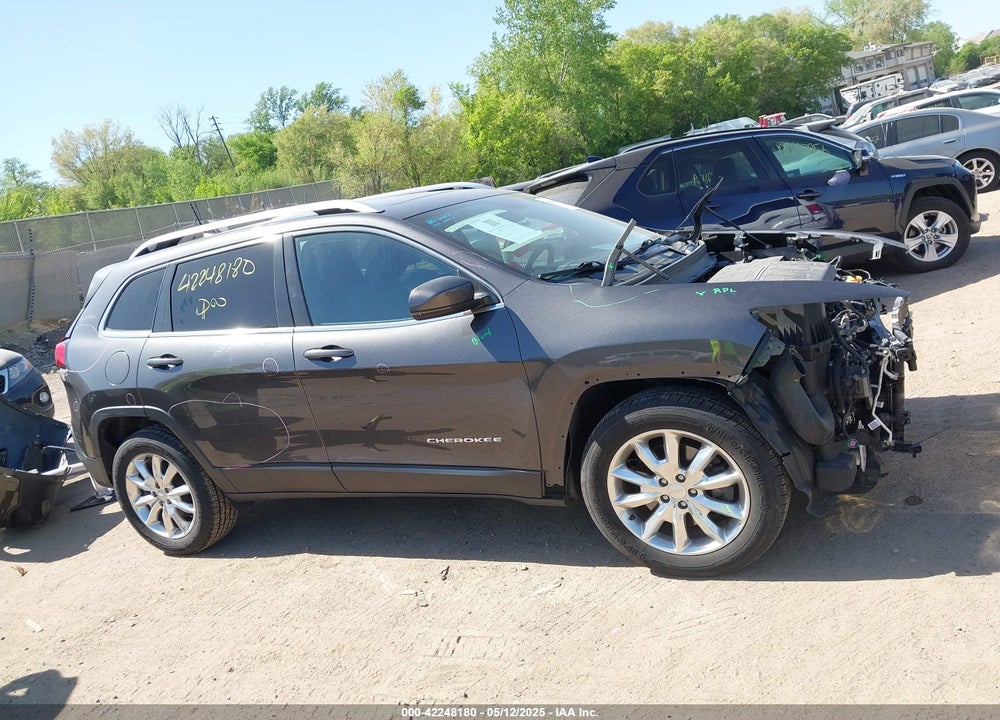 2017 JEEP CHEROKEE VIN: 1C4PJMDS8HW631165