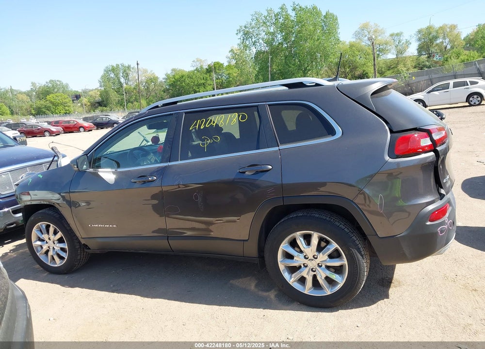 2017 JEEP CHEROKEE VIN: 1C4PJMDS8HW631165