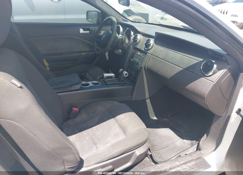 2008 FORD MUSTANG VIN: 1ZVHT80N885199959