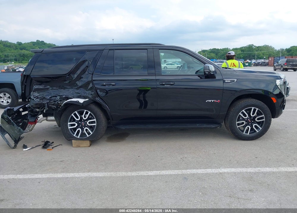 2024 GMC YUKON 4WD AT4 VIN: 1GKS2CKD0RR389126