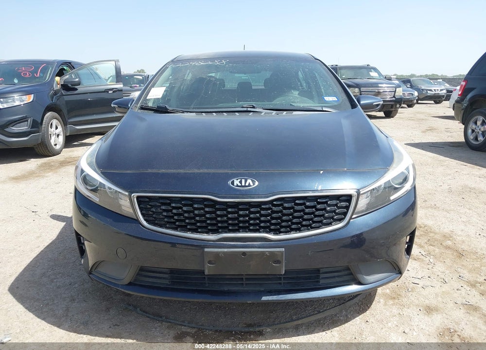2017 KIA FORTE VIN: KNAFK5A89H5681132