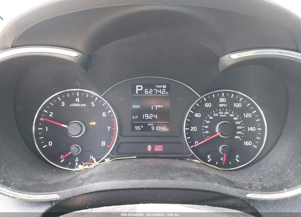 2017 KIA FORTE VIN: KNAFK5A89H5681132
