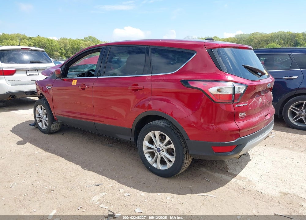 2017 FORD ESCAPE VIN: 1FMCU9G93HUC99221