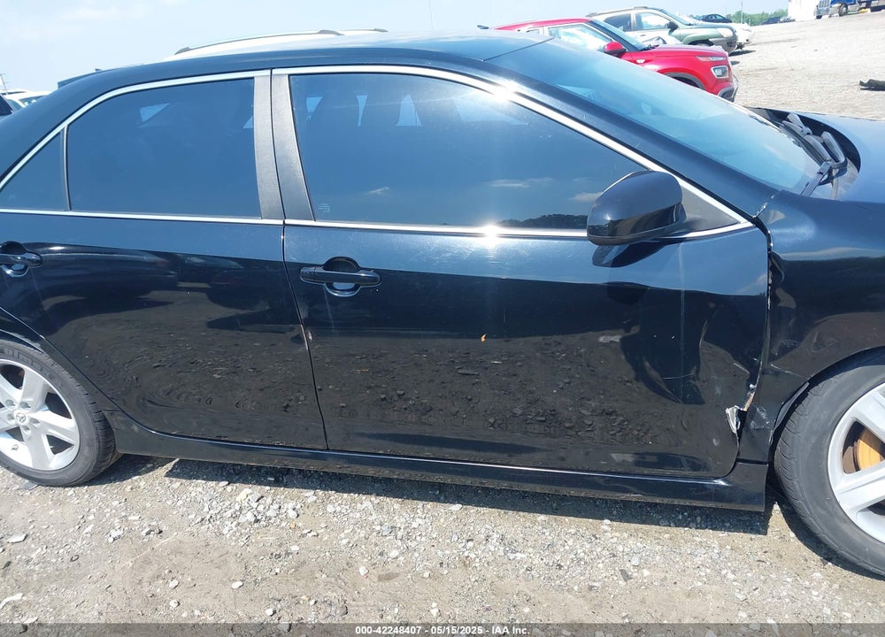 2013 TOYOTA CAMRY SE VIN: 4T1BF1FK6DU222221