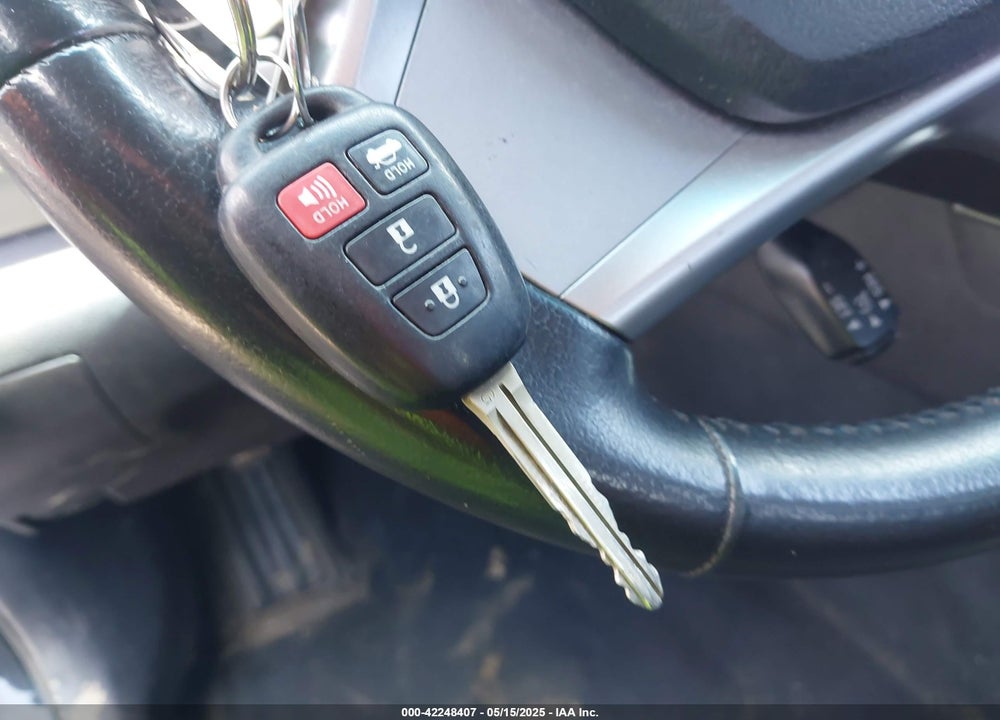 2013 TOYOTA CAMRY SE VIN: 4T1BF1FK6DU222221