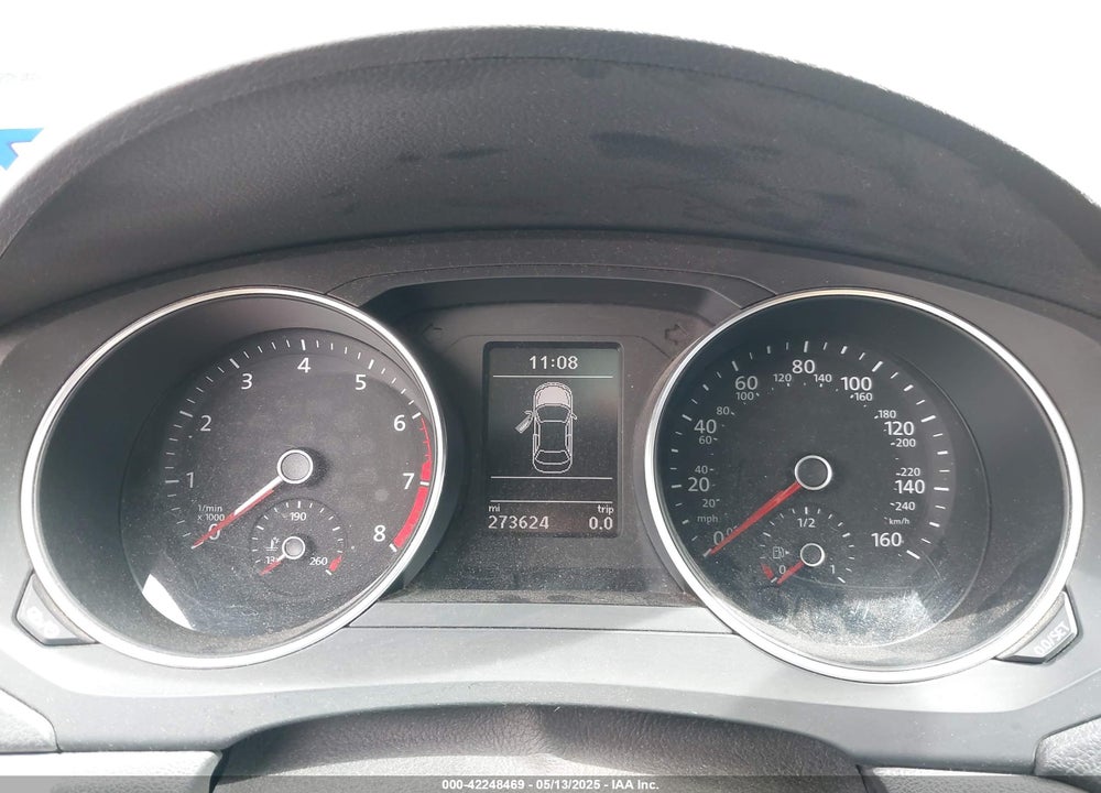 2017 VOLKSWAGEN JETTA VIN: 3VWDB7AJ3HM386379