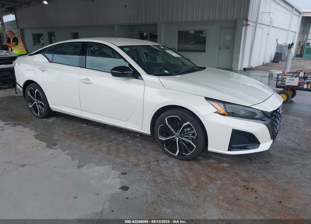 2025 NISSAN ALTIMA SR FWD VIN: 1N4BL4CV0SN301216
