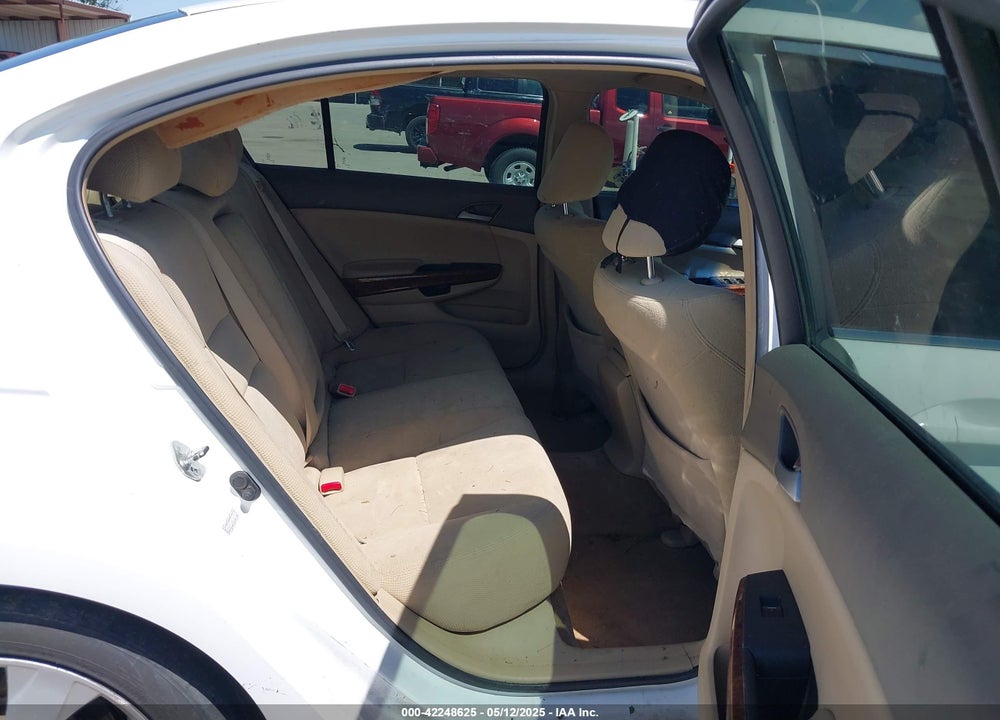 2009 HONDA ACCORD 2.4 EX VIN: 1HGCP26749A104878