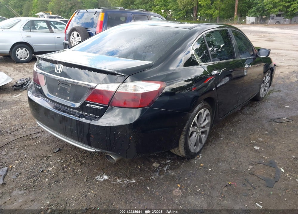 2015 HONDA ACCORD VIN: 1HGCR2F5XFA167617