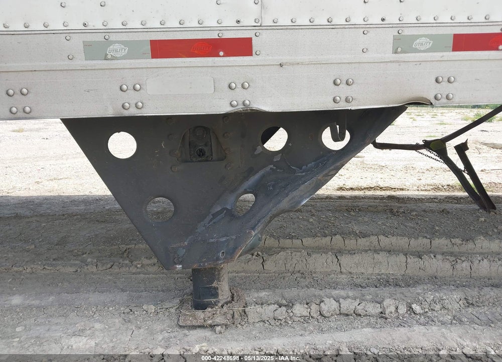 2018 UTILITY TRAILER MFG UNKNOWN VIN: 1UYVS2535J7302117