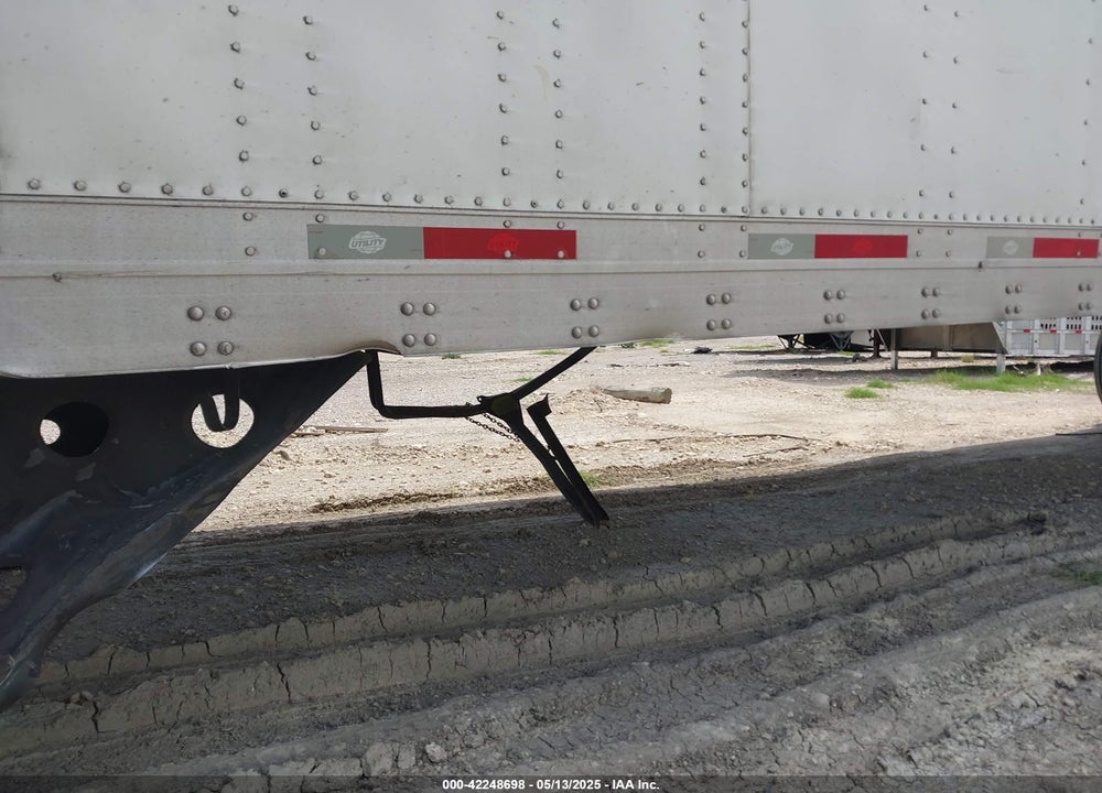 2018 UTILITY TRAILER MFG UNKNOWN VIN: 1UYVS2535J7302117