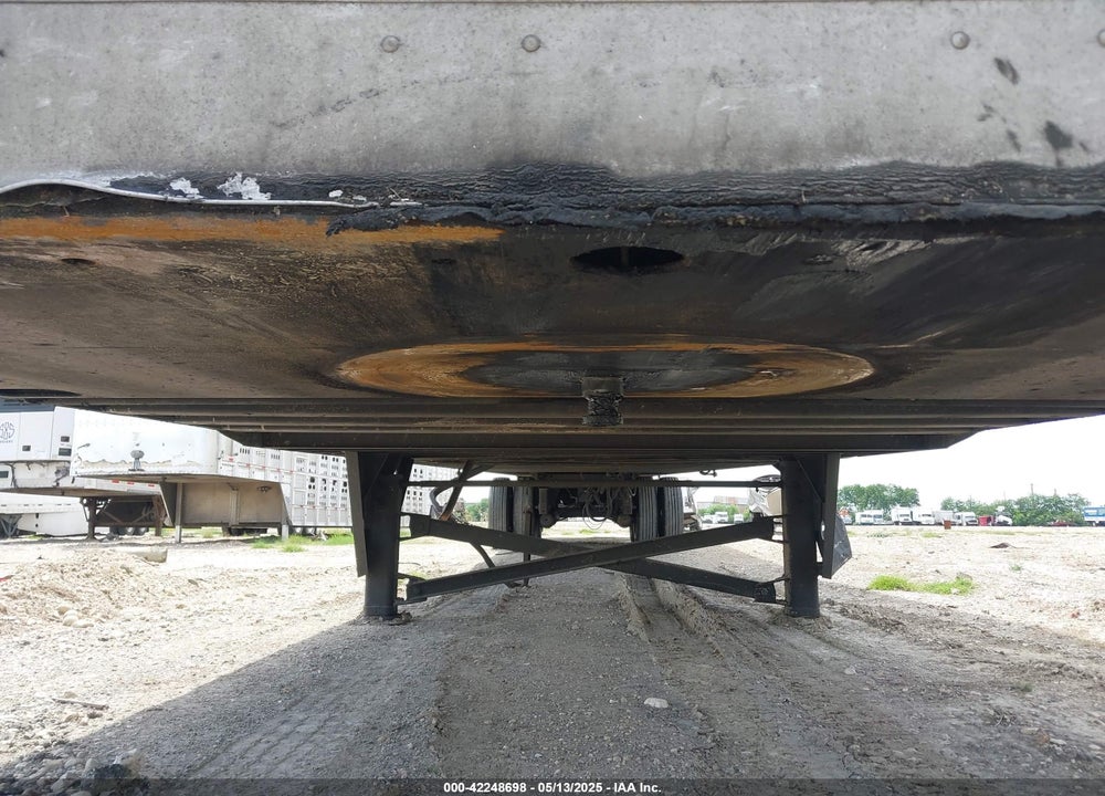2018 UTILITY TRAILER MFG UNKNOWN VIN: 1UYVS2535J7302117