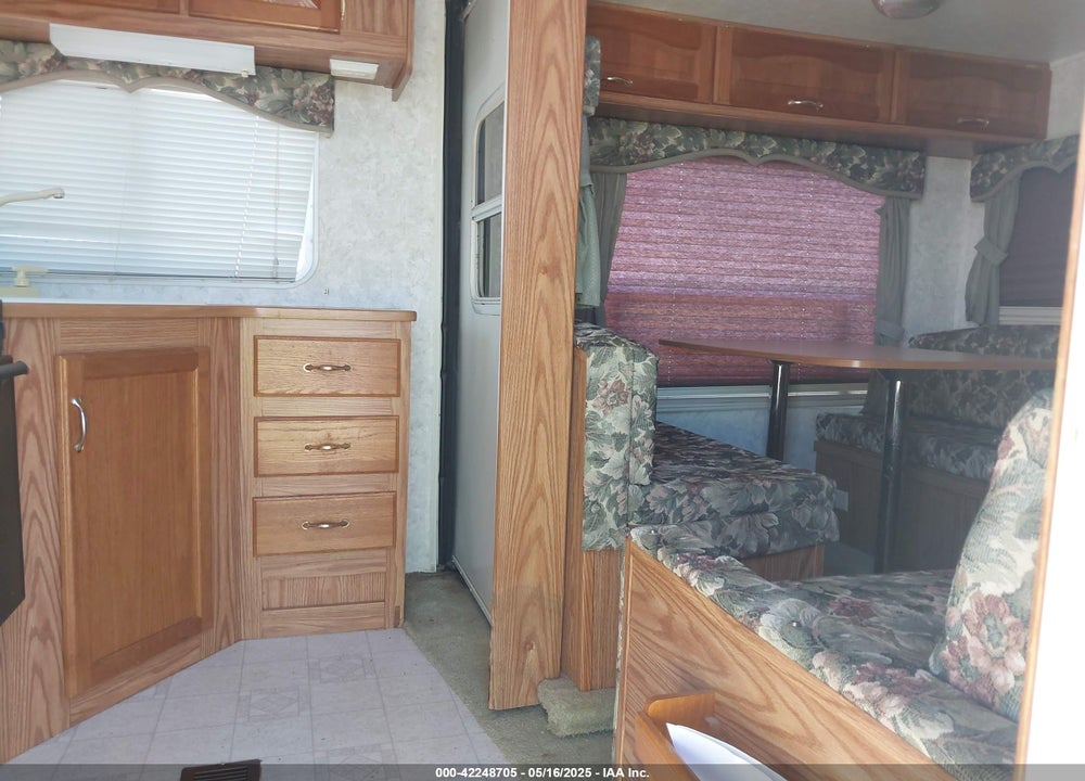 2002 COUGAR OTHER VIN: 4YDF2452X22030438