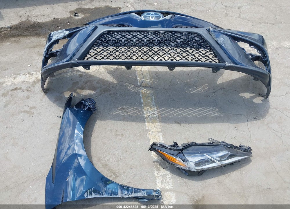 2019 TOYOTA CAMRY VIN: 4T1B11HK5KU852174