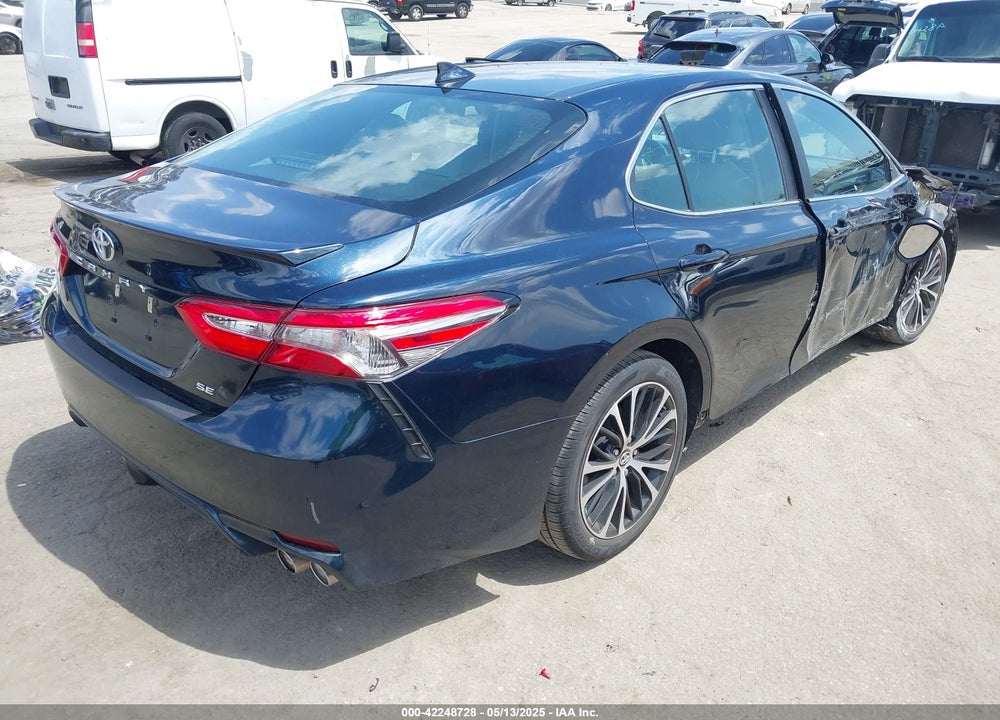 2019 TOYOTA CAMRY VIN: 4T1B11HK5KU852174
