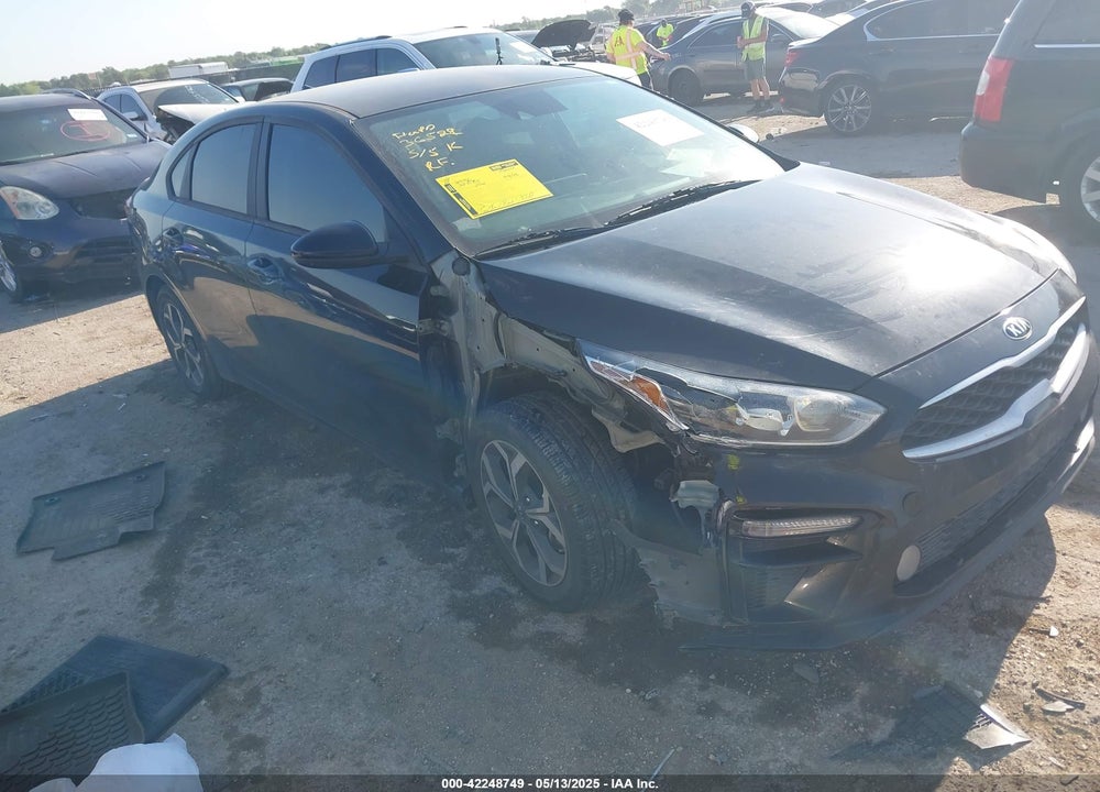 2021 KIA FORTE LXS VIN: 3KPF24ADXME355848