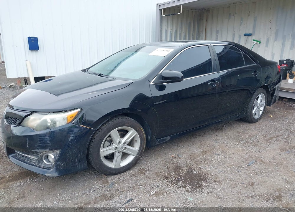 2013 TOYOTA CAMRY SE VIN: 4T1BF1FKXDU724682