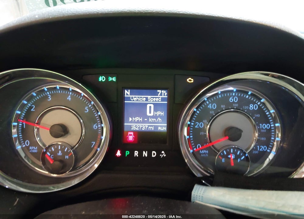 2016 CHRYSLER TOWN & COUNTRY VIN: 2C4RC1BG2GR111809