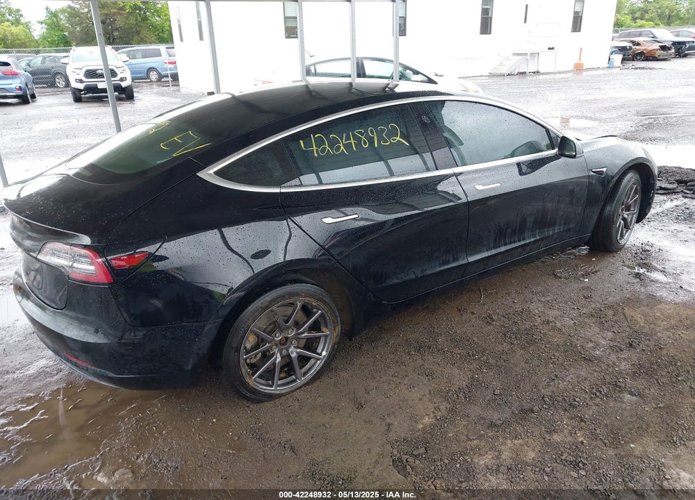 2018 TESLA MODEL 3 LONG RANGE/MID RANGE VIN: 5YJ3E1EA7JF122976