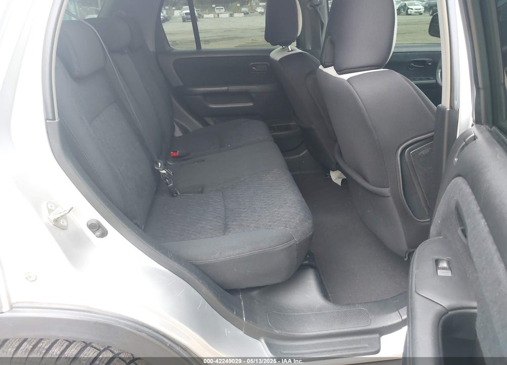 2006 HONDA CR-V VIN: SHSRD68596U405372