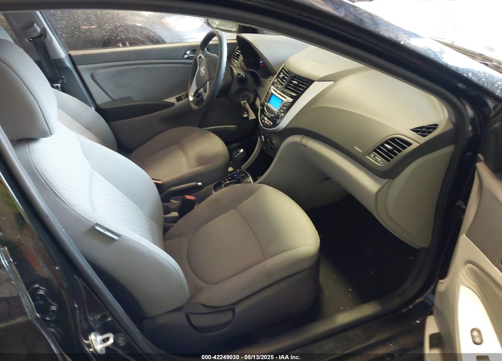 2012 HYUNDAI ACCENT VIN: KMHCU4AE1CU084180