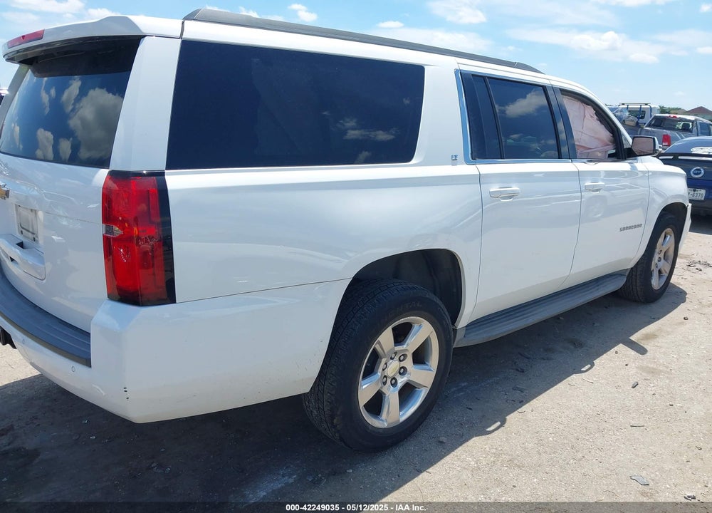 2015 CHEVROLET SUBURBAN 1500 VIN: 1GNSKJKCXFR300561