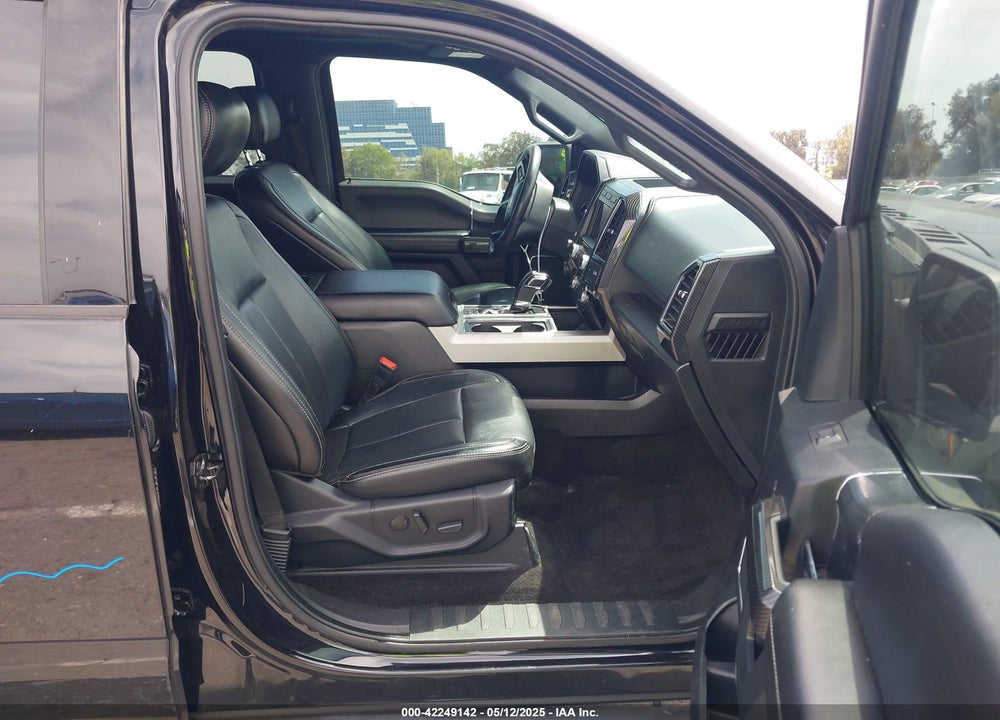 2019 FORD F-150 LARIAT VIN: 1FTEW1E49KKE80701