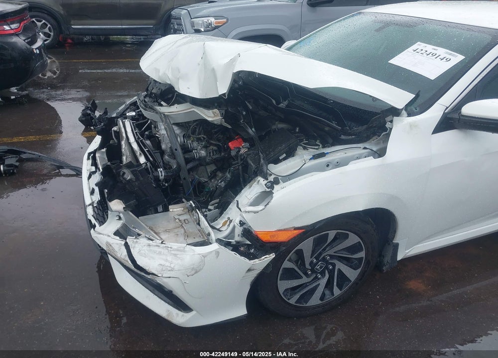 2018 HONDA CIVIC LX VIN: SHHFK7G26JU209538