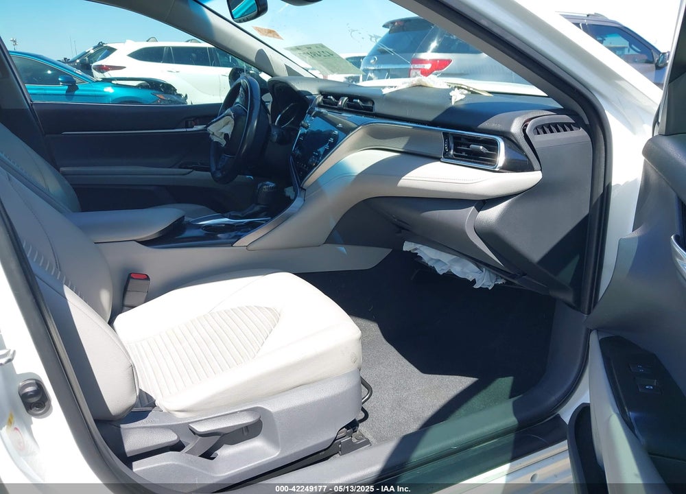 2018 TOYOTA CAMRY VIN: 4T1B11HKXJU152147