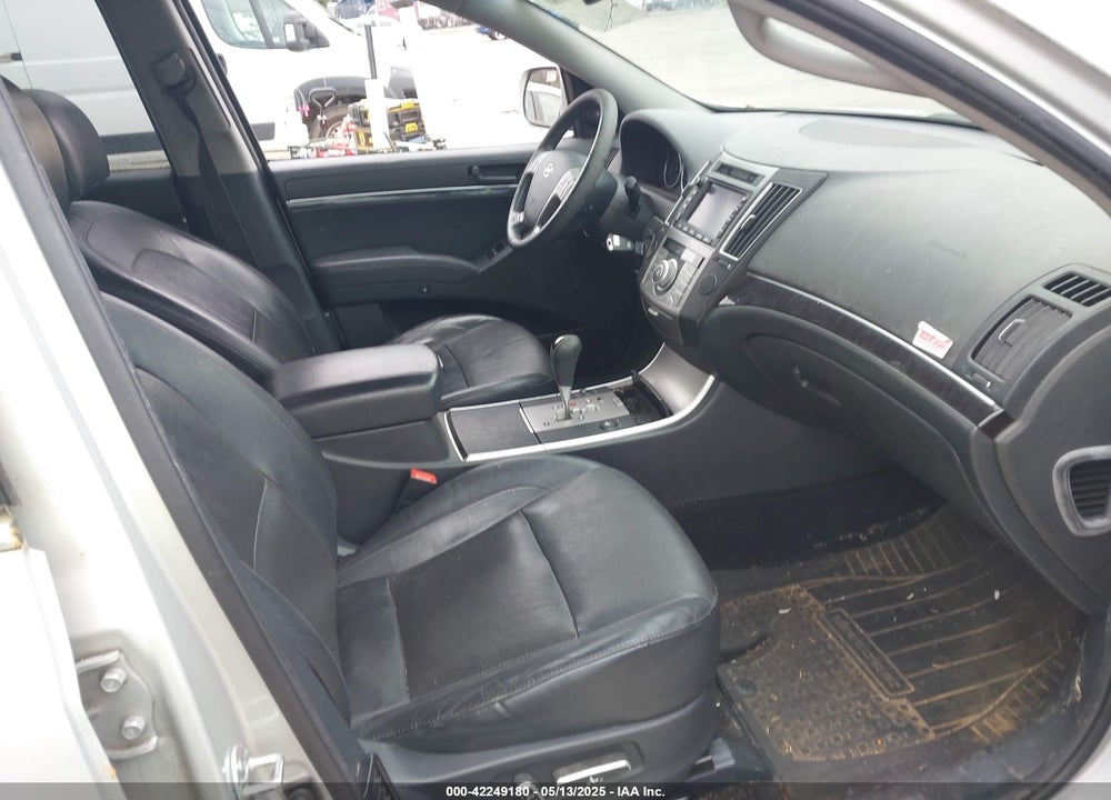 2011 HYUNDAI VERACRUZ VIN: KM8NUDCC9BU152101