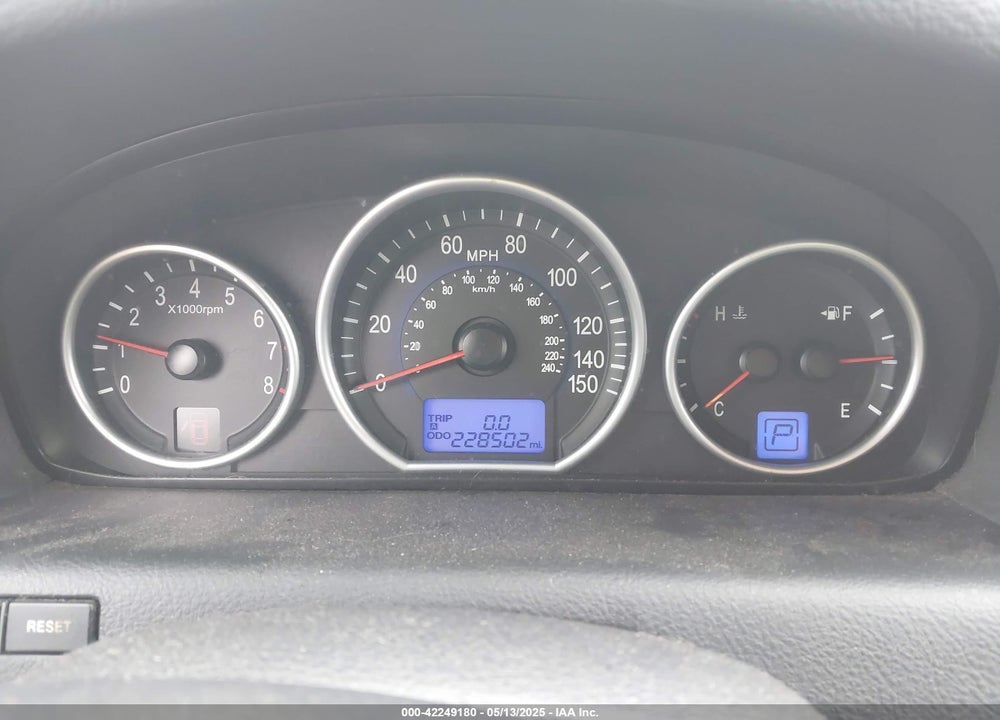 2011 HYUNDAI VERACRUZ VIN: KM8NUDCC9BU152101