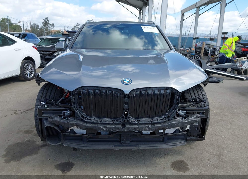 2025 BMW X5 PHEV XDRIVE50E VIN: 5UX43EU05S9X93776