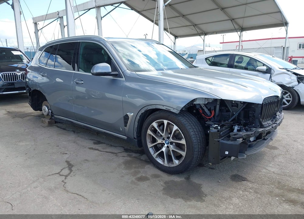 2025 BMW X5 PHEV XDRIVE50E VIN: 5UX43EU05S9X93776