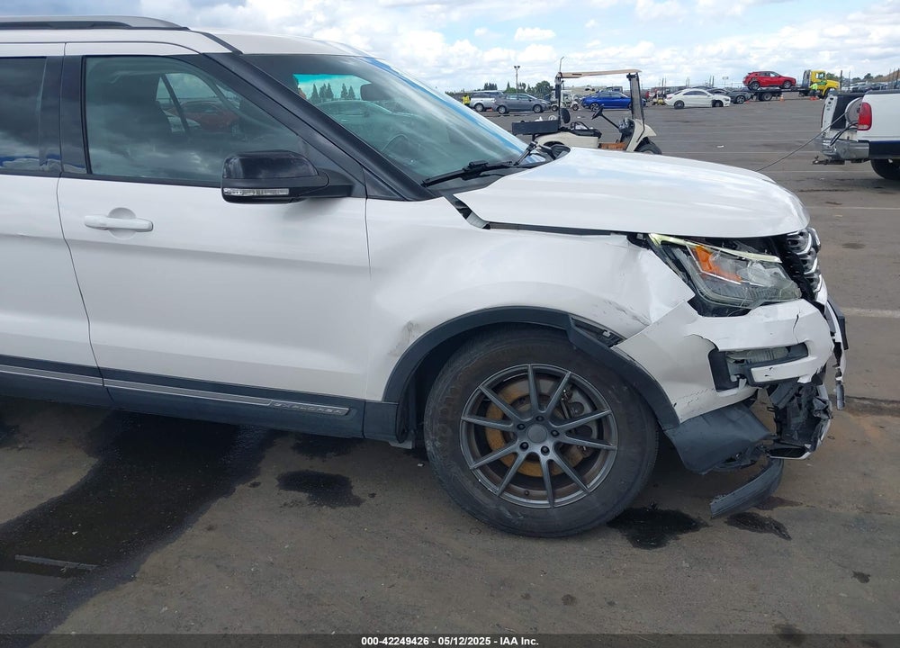 2017 FORD EXPLORER XLT VIN: 1FM5K7D85HGA69743