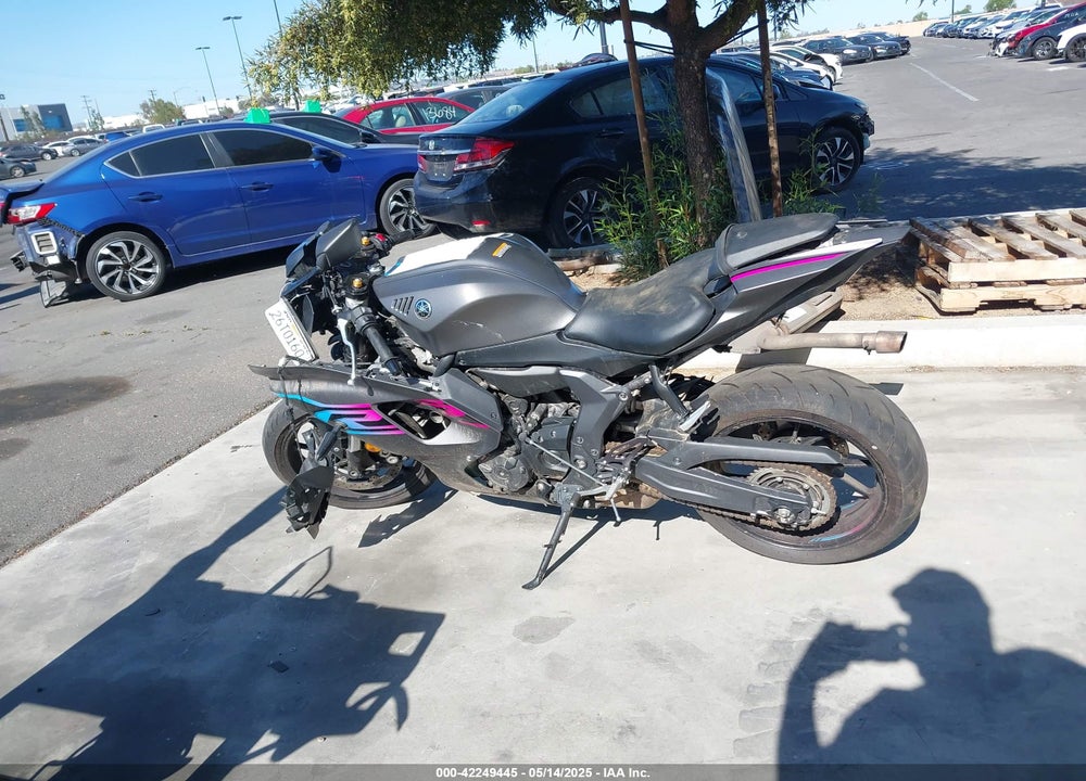2024 YAMAHA YZFR7 VIN: JYARM38Y1RA002978