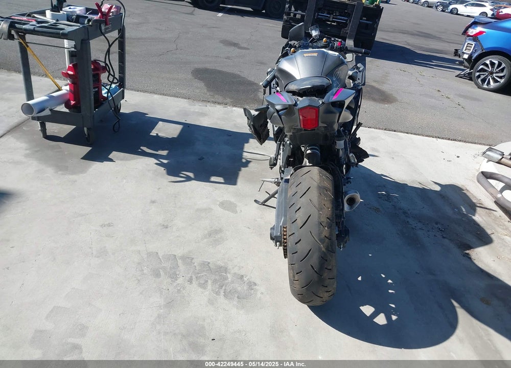 2024 YAMAHA YZFR7 VIN: JYARM38Y1RA002978