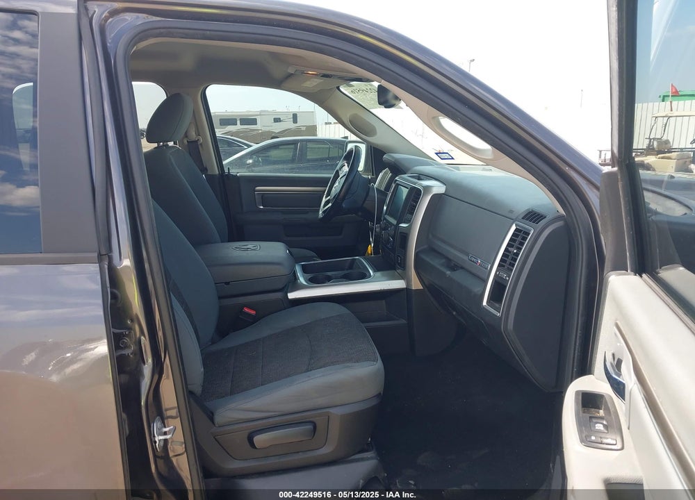 2017 RAM 1500 VIN: 1C6RR6LG6HS799007