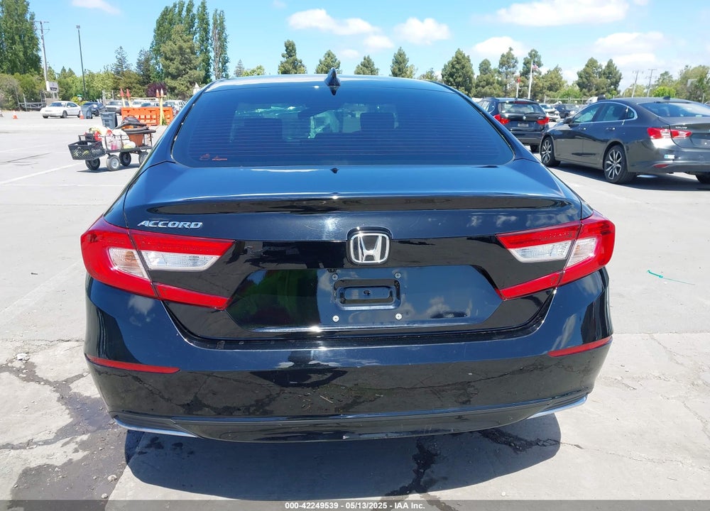 2018 HONDA ACCORD VIN: 1HGCV1F16JA053464